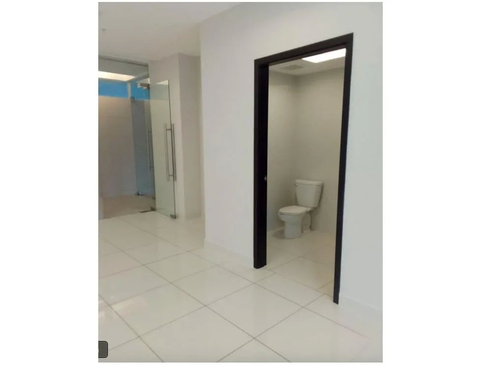 Office for rent in Costa del Este