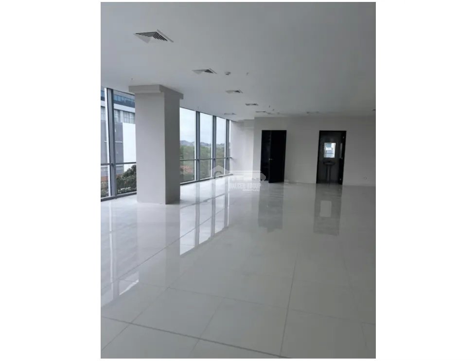 SE ALQUILA OFICINA EN COSTA DEL ESTE 180M2 BOULEVARD DEL ESTE