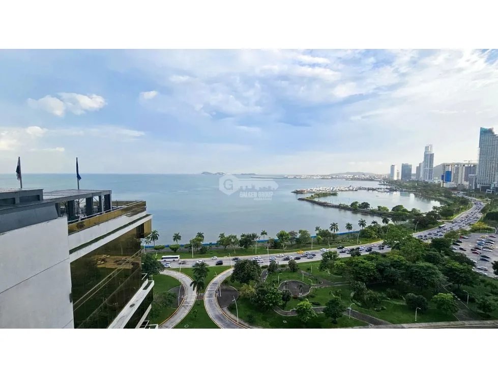 AVE BALBOA / WATERS ON THE BAY / 256M / 3 HABITACIONES / AMOBLADO
