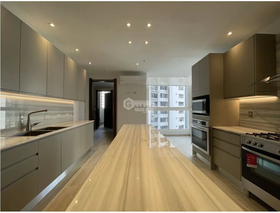 SE ALQUILA APARTAMENTO EN PUNTA PAITILLA 395M  PH THE TOWERS