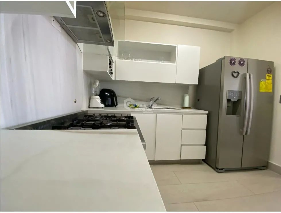 ALQUILO  APARTAMENTO EN SAN FRANCISCO PH THE COSMOPOLITAN AMOBLADO