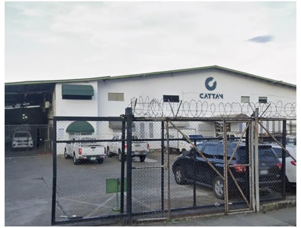 SE VENDE GALERA COMERCIAL EN RIO ABAJO CALLE 22 5,000M2 PLANTA BAJA