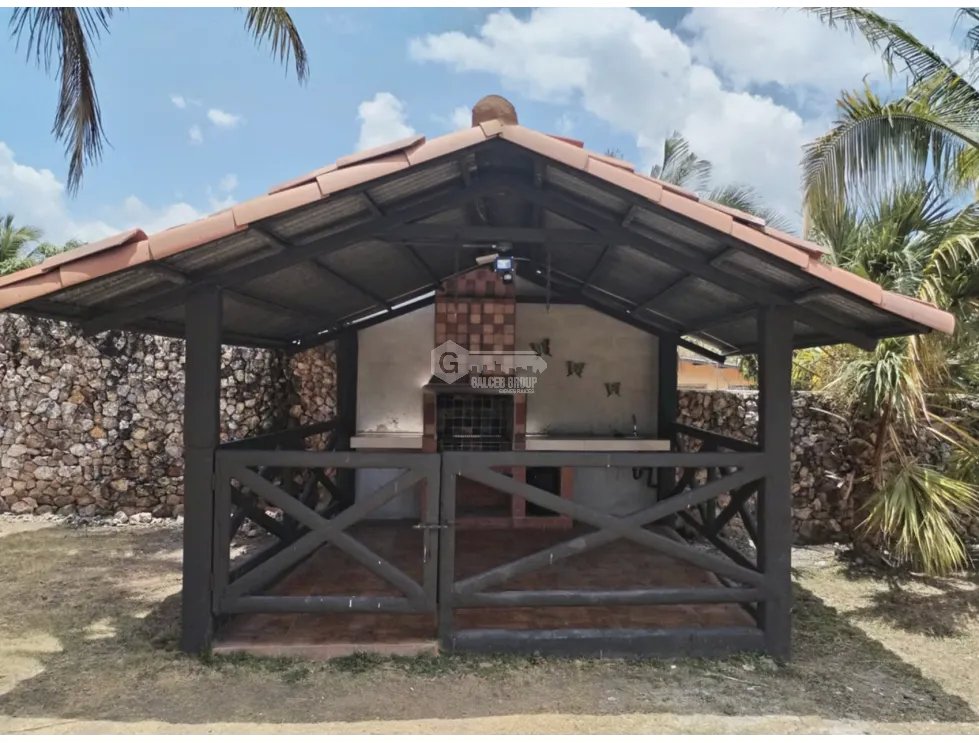 CHAME / PUNTA CHAME / CASA / 970M2 / AMOBLADA / PISCINA / JACUZZI