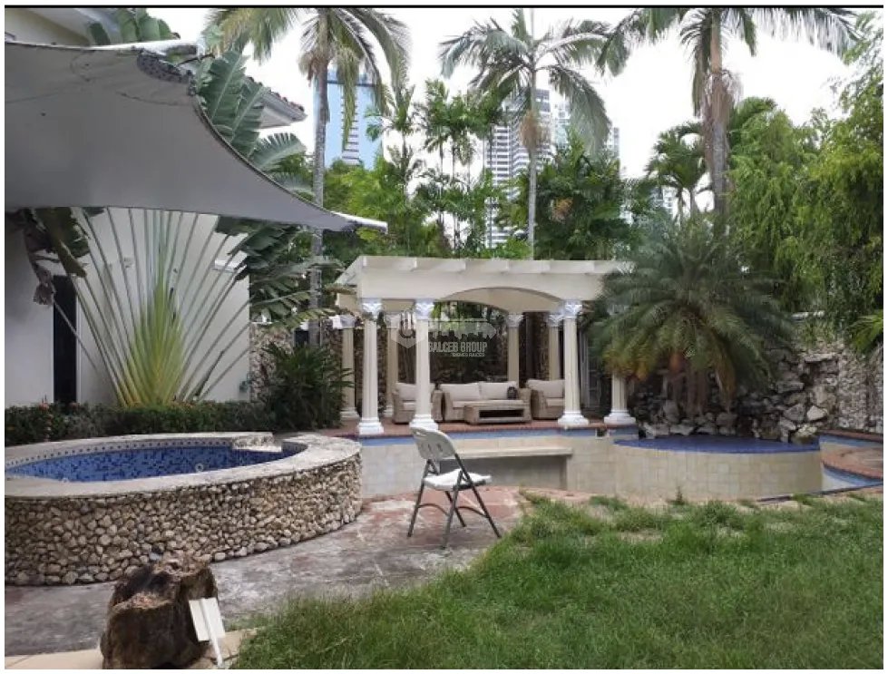 COSTA DEL ESTE / COSTA AZUL/ 742M2 / 5 HABITACIONES / PISCINA /JACUZZI