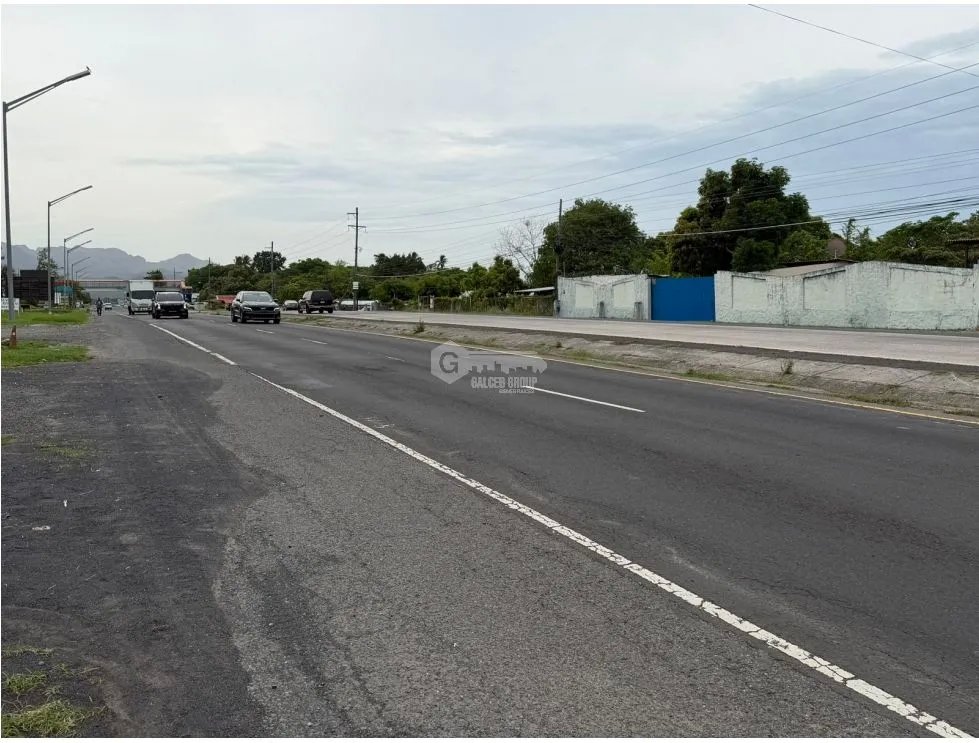 TERRENO / CHAME  / 719M2 / VIA PRINCIPAL / INTERAMERICANA