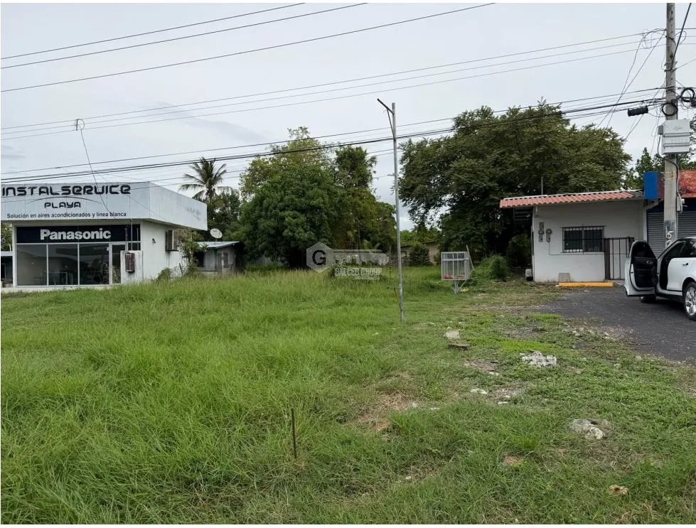 TERRENO / CHAME  / 719M2 / VIA PRINCIPAL / INTERAMERICANA