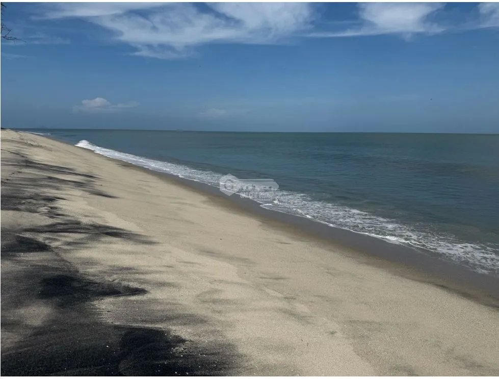 SE VENDE TERRENO EN CHAME PLAYA MALIBU 2000 M2  SEGUNDA LINEA DEL MAR