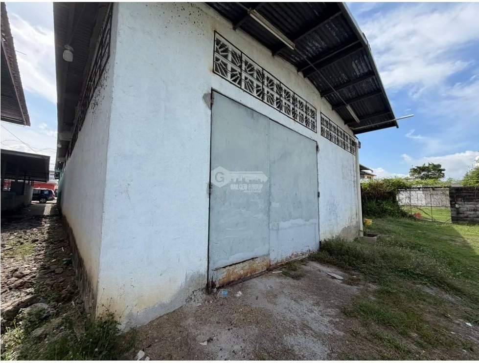 SE VENDE LOCAL COMERCIAL EN CHAME BEJUCO  240 M2