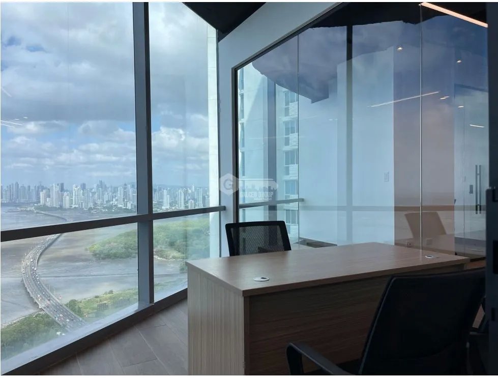 Office for rent in Costa del Este