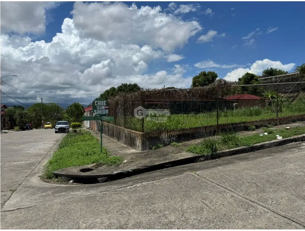 SE VENDE TERRENO EN VILLA ZAITA VILLAS ALPINAS DE 608M PLANO