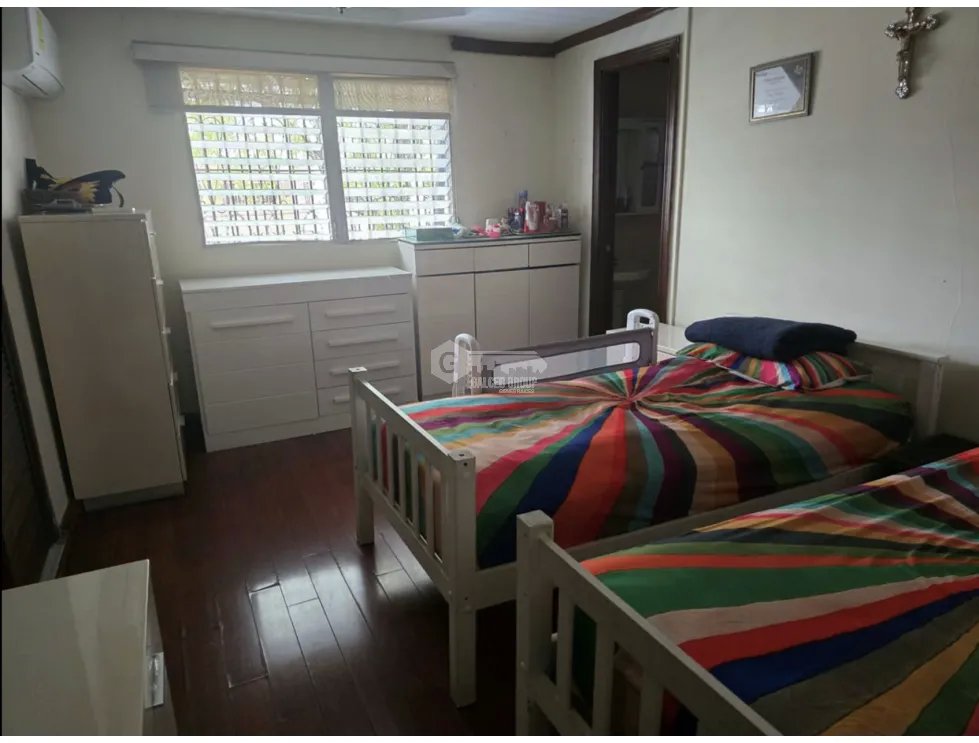 PARQUE LEFEVRE / SANTA ELENA / 4 HABITACIONES / 250m2 / 5 BAÑOS