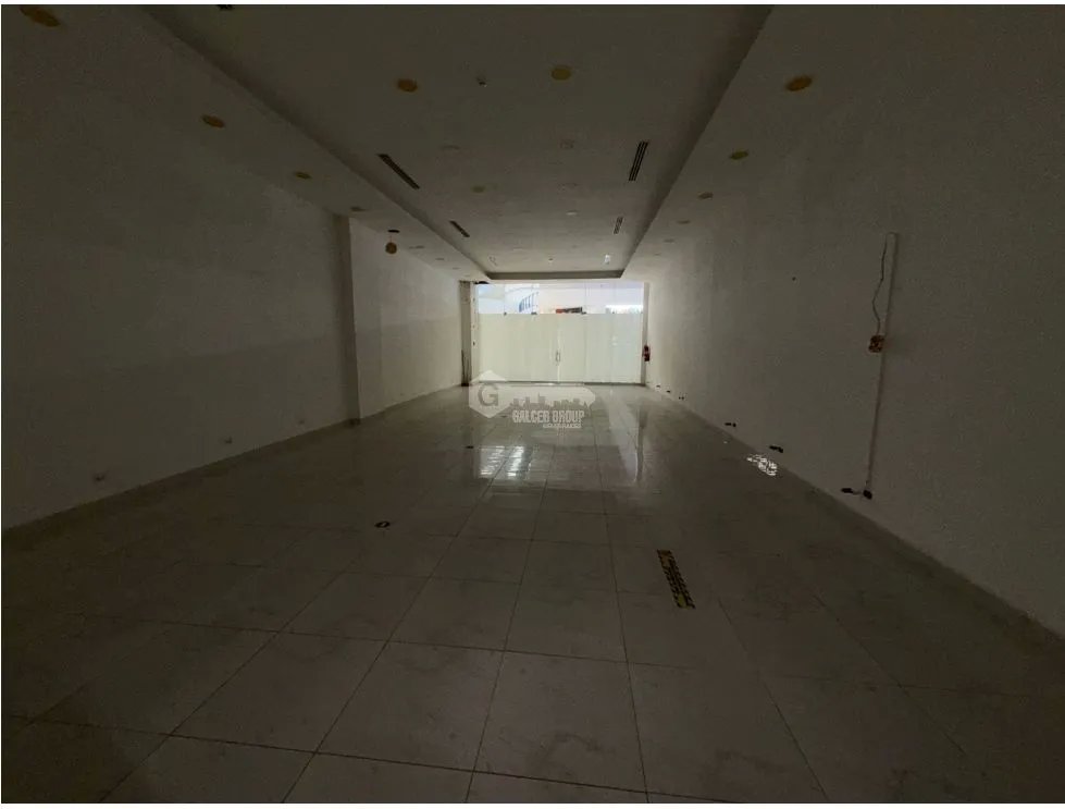 ALBROOK MALL / LOCAL  / 508M2 / SEGUNDO PISO