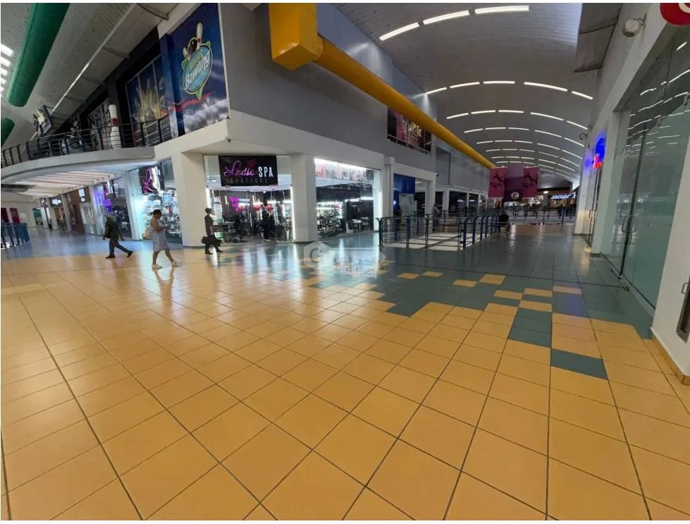ALBROOK MALL / LOCAL  / 168M2 / SEGUNDO PISO