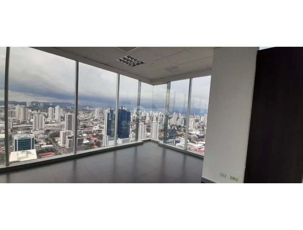SE ALQUILA OFICINA EN CALLE 50  TORRE GLOBAL BANK DE 320M CON DIVISION