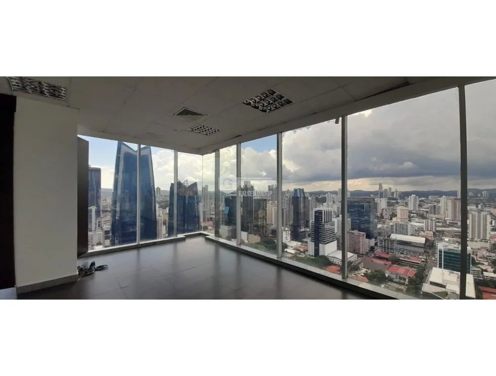 CALLE 50 / TORRE GLOBAL BANK / OFICINA / 320M2 / CON DIVISIONES
