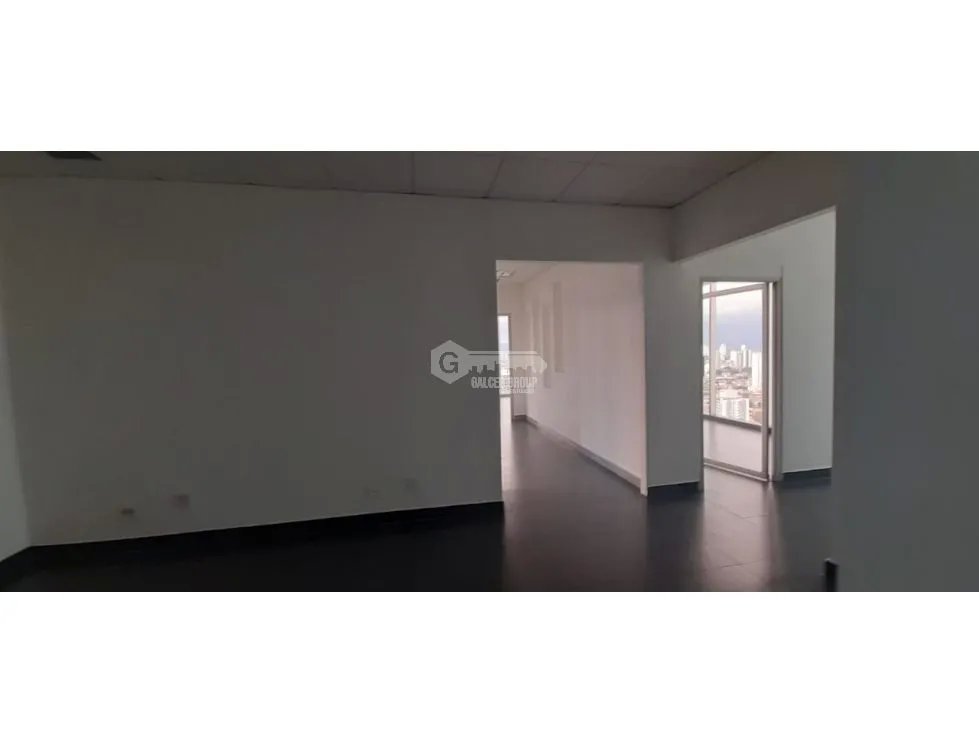 CALLE 50 / TORRE GLOBAL BANK / OFICINA / 320M2 / CON DIVISIONES