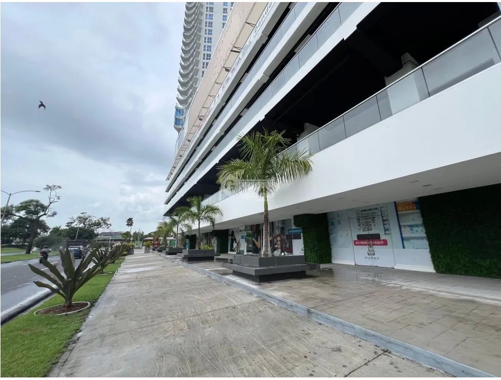 Commercial Space for sale in Bella Vista