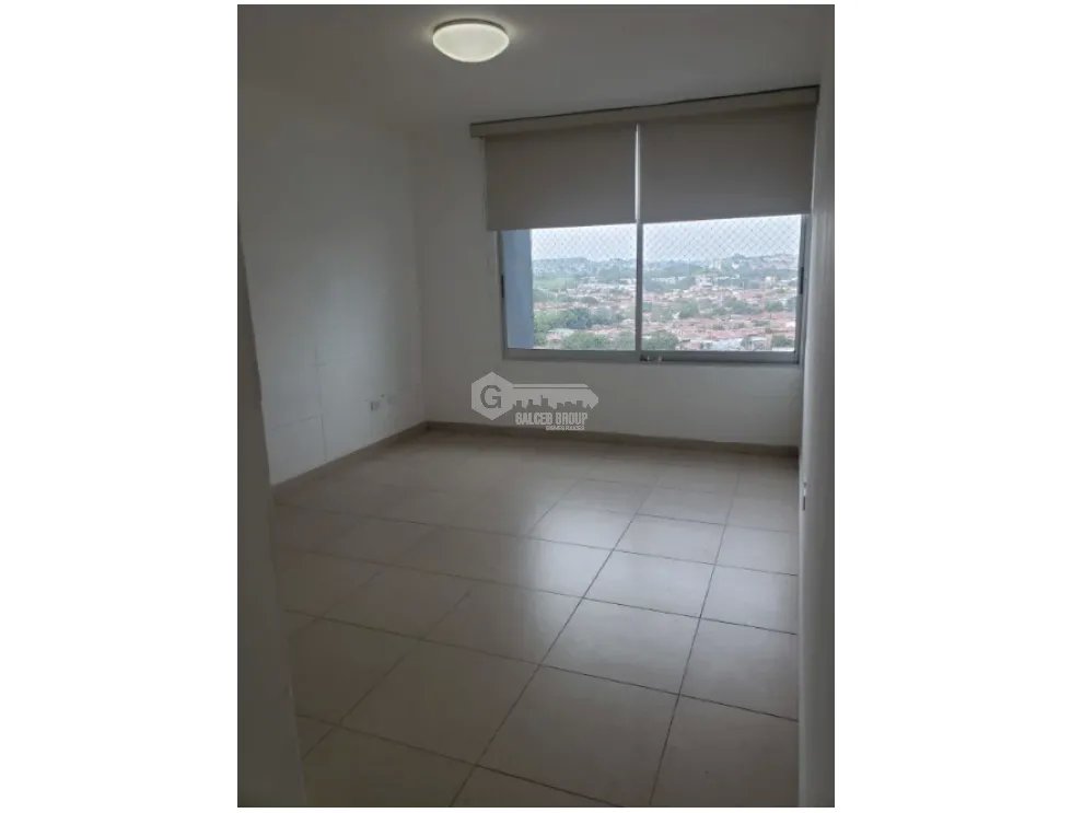 SE VENDE APARTAMENTO EN  SOL DEL ESTE DE 3 HABITACION Y 2 PARKING