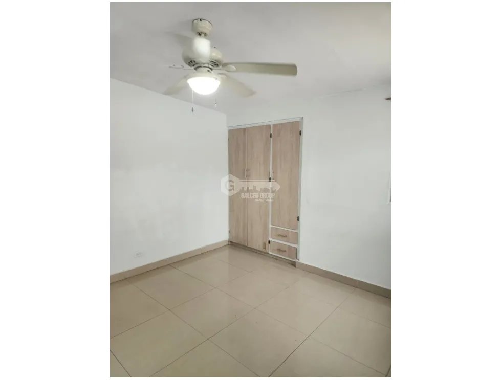 PUEBLO NUEVO / HATO PINTADO / 250 M2 / TERRAZA / BARRIADA LOS HARINOS