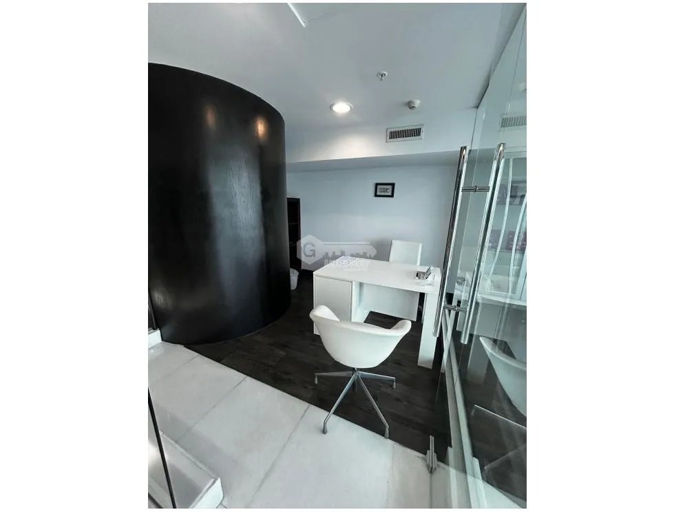 OFICINA / PH OCEANIA / 209m2 / CON DIVISIONES / AMOBLADA