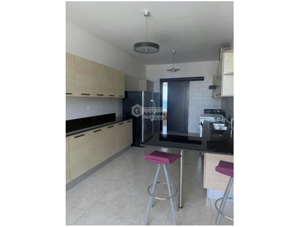 SE ALQUILA APARTAMENTO EN MARBELLA VISTA AL MAR PH MARABIERTO
