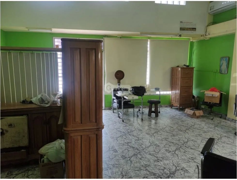 LOCAL / EL CARMEN / 44.5 M2 / EDIFICIO LOSARCOS / EN AVENIDA PRINCIPAL