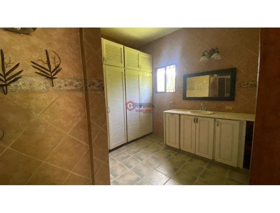 CORONADO / CLUB DE GOLF / 5HABITACIONES / 1750M2 / PISCINA