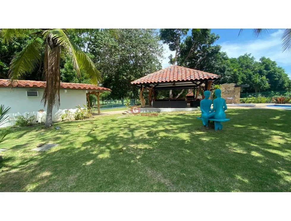 CORONADO / CLUB DE GOLF / 5HABITACIONES / 1750M2 / PISCINA