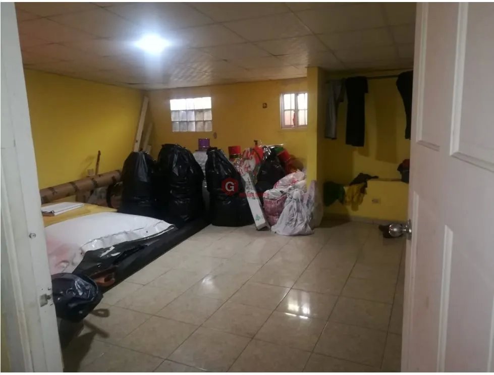 CASA COMERCIAL O LOCAL / MONTE OSCURO / 363M2