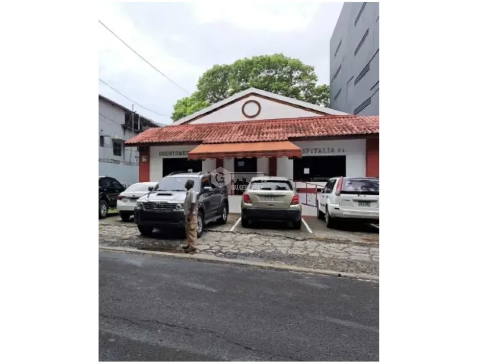 LOCAL COMERCIAL / BELLA VISTA / CALLE 51 / 1048M2
