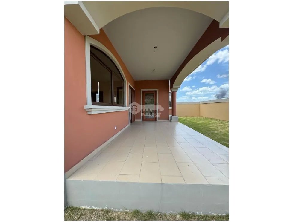 COSTA SUR / RESIDENCIAL EL DORAL / 392M2 / 4 HABITACIONES