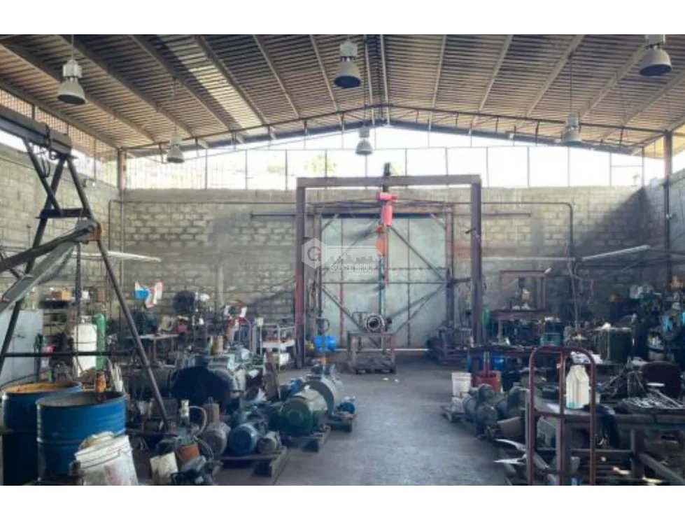 GALERA COMERCIAL / CON OFICINA / RIO ABAJO / 505M2