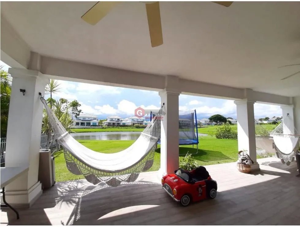 GRAN CASA DE PLAYA EN BIJAO / 5 HAB / 388m2 / GOLF / SEMI AMOBLADA