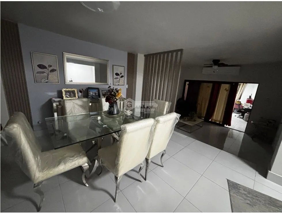 EL BOSQUE / ALTOS DE LA MONTAÑA / 286m2 / 4 HABITACIONES / 3 PISOS