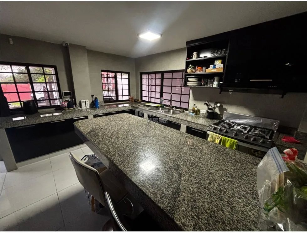 EL BOSQUE / ALTOS DE LA MONTAÑA / 286m2 / 4 HABITACIONES / 3 PISOS