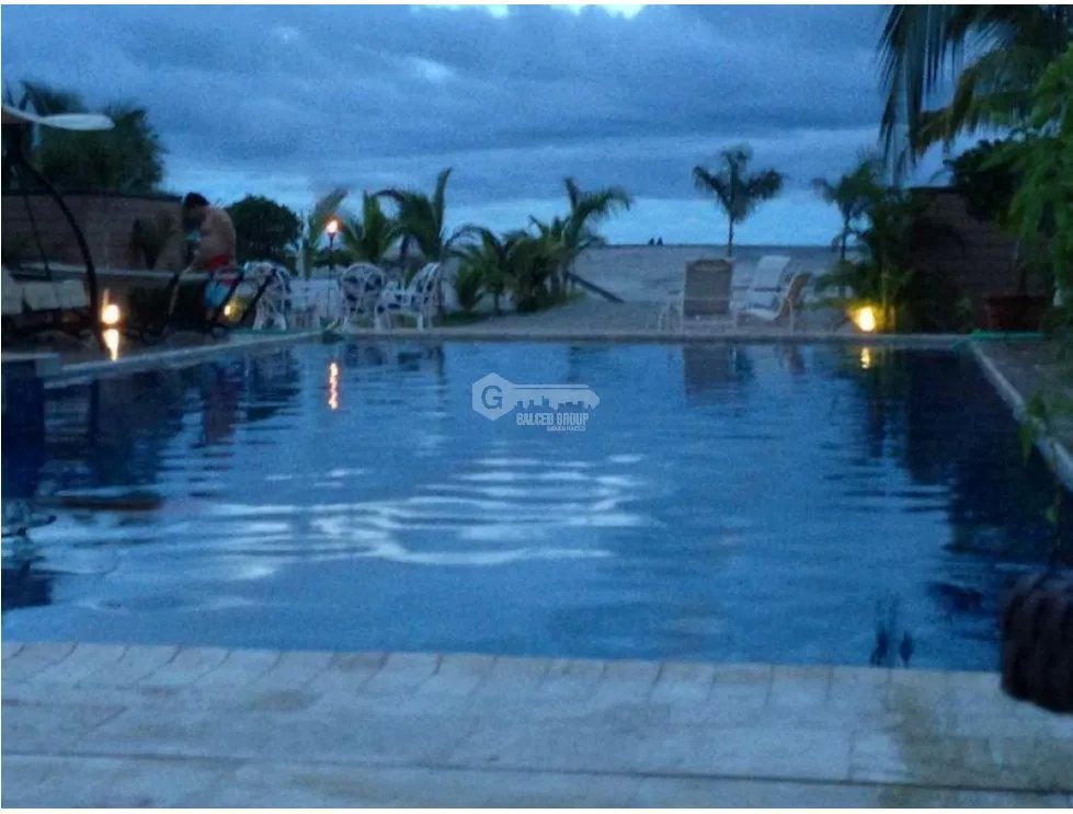 PLAYA BLANCA / 5 HABITACIONES / PISCINA PRIVADA / FRENTE AL MAR