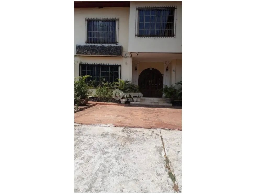 SAN FRANCISCO / VILLA LILLA / 570M2 / 2 NIVELES / TERRAZA / BALCON