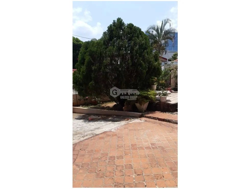SAN FRANCISCO / VILLA LILLA / 570M2 / 2 NIVELES / TERRAZA / BALCON