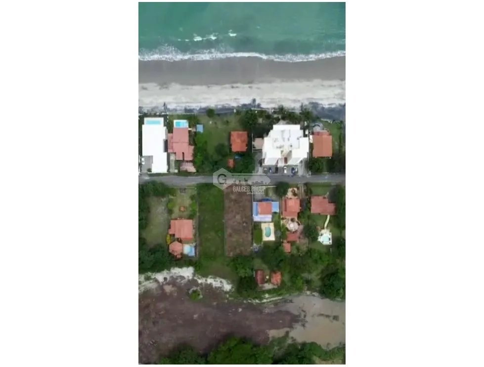 TERRENO / MALIBU / 1000m2 / SEGUNDA LINEA DEL MAR / CERCADO