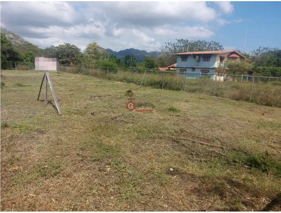 TERRENO / MALIBU / 1000m2 / SEGUNDA LINEA DEL MAR / CERCADO