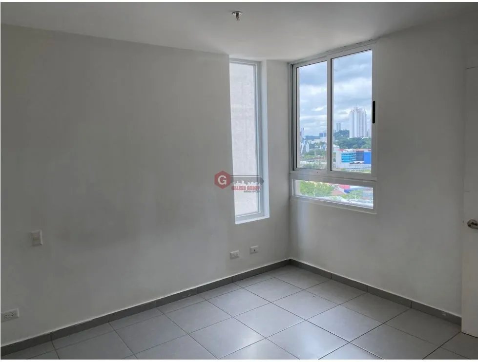 TUMBA MUERTO / PH AVIÑON TOWERS  /  77M / 3 HABITACIONES  / CENTRICO