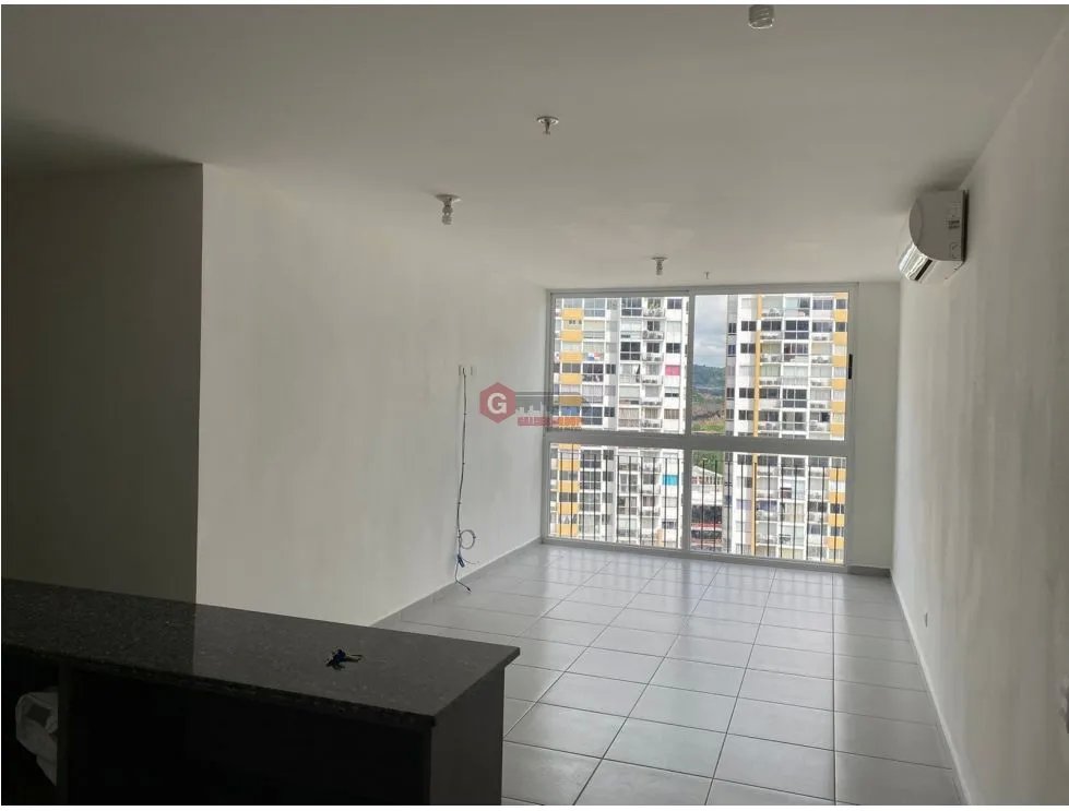 TUMBA MUERTO / PH AVIÑON TOWERS  /  77M / 3 HABITACIONES  / CENTRICO