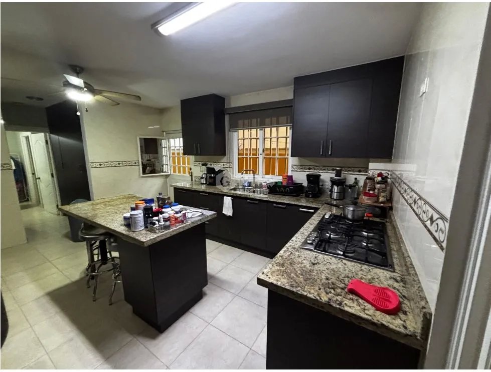 ANCON / RES. LAS HUACAS / RAINFOREST VILLAGE / 5 HAB / 450M2 / GANGA