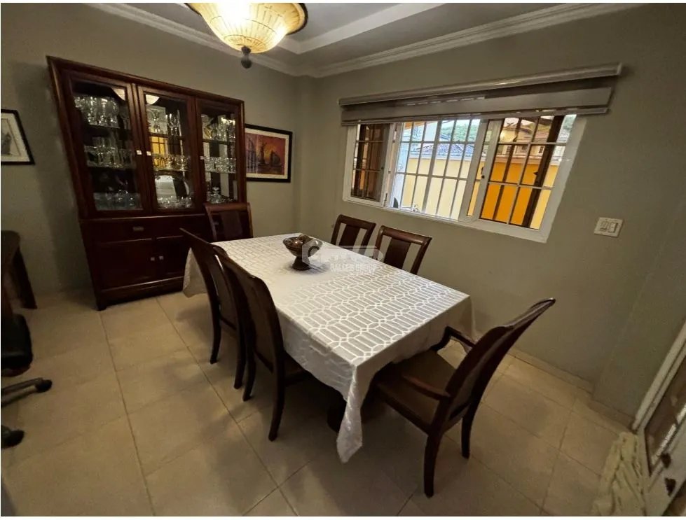 ANCON / RES. LAS HUACAS / RAINFOREST VILLAGE / 5 HAB / 450M2 / GANGA