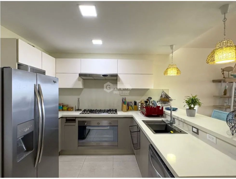SAN CARLOS / CASAMAR / PH PERLAMAR / 155m2 / 3 HABITACIONES / VACIO