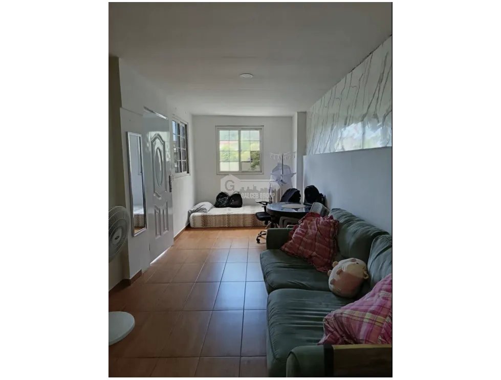 LAS ACACIAS / VILLA DE LAS ACACIAS / 197M / 3 HABITACIONES / CON ANEXO