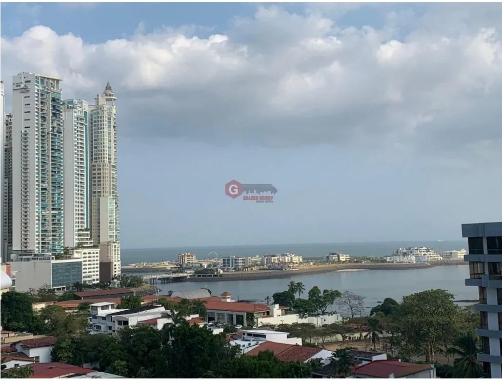 Apartment for sale in Punta Pacifica