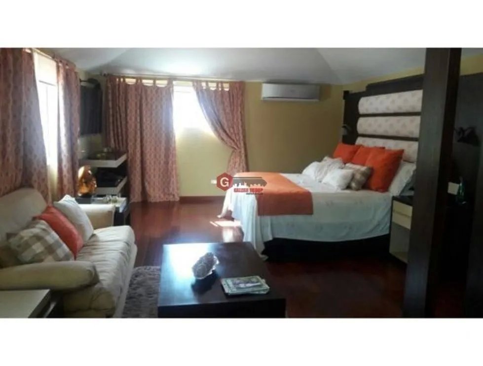 CORONADO / URBANIZACION CLUB DEL GOLF / 3 RECAMARAS / 2,450 M2