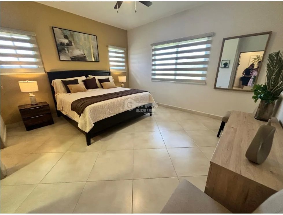 BOQUETE COUNTRY CLUB / 1704M2 / 2 HABITAC /  2 BAÑ / AMPLIO JARDIN