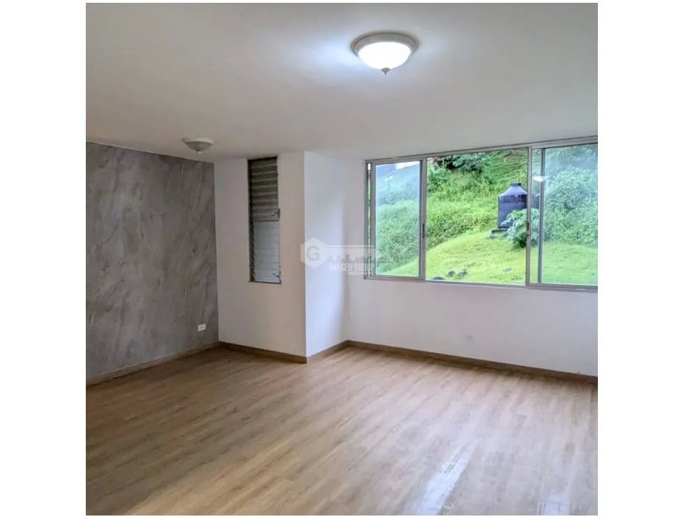 ALTOS DE SANTA MARIA / PH LAS ROCCAS / 90M2 / 3 HAB / LINEA BLANCA